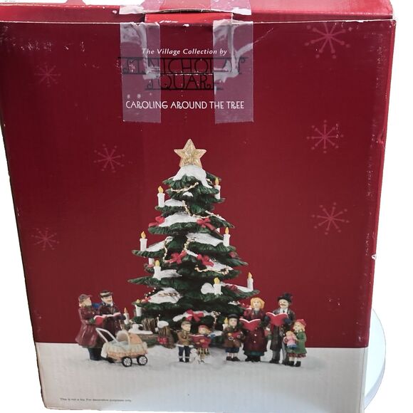 St Nicholas Square Village -Caroling Around the Tree set of 4, Only the tree - Picture 11 of 11